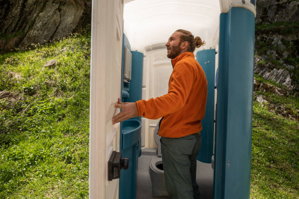 Portable Toilet Options We Offer in Roseburg, OR