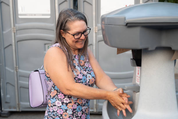 Best Best portable toilet rental  in Roseburg, OR