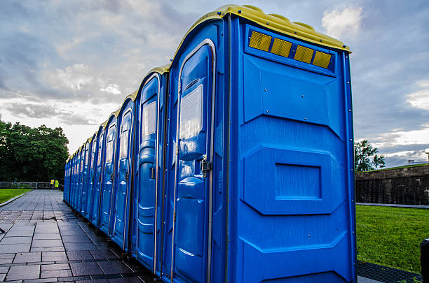Best Portable restroom solutions  in Roseburg, OR
